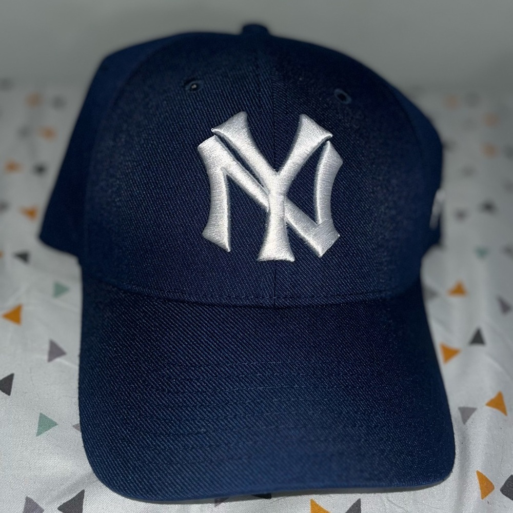 New York Yankees Fanatics Adjustable Hat - Navy